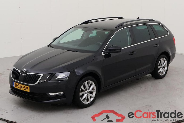 SKODA Octavia Combi 110 kW #1