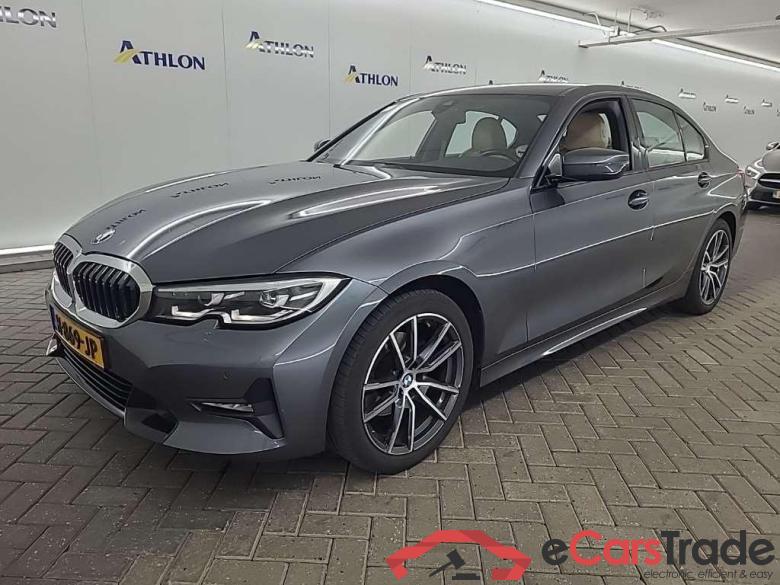 BMW 3 Serie Sedan 320iA 4D 135kW #1