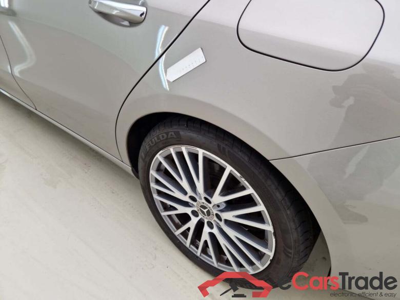 MERCEDES-BENZ CLA SHOOTING BRAKE 180D BUSINESS SOLUTION #6