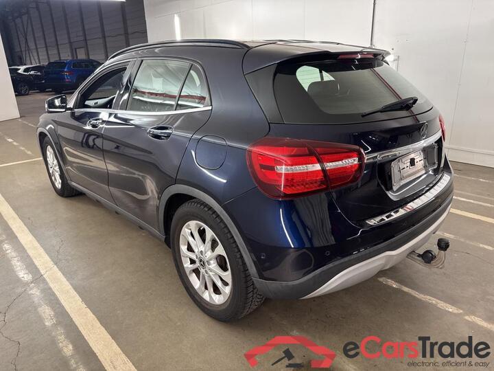 Mercedes GLA CLASSE GLA DIESEL (X156) - 2017 GLA 200 d Business Solution 100kw/136pk 5D/P I7 #3