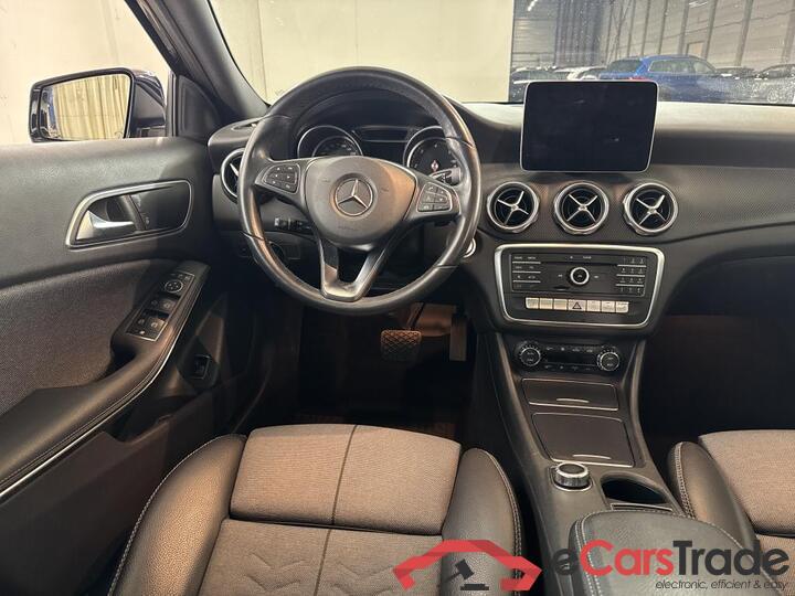 Mercedes GLA CLASSE GLA DIESEL (X156) - 2017 GLA 200 d Business Solution 100kw/136pk 5D/P I7 #5