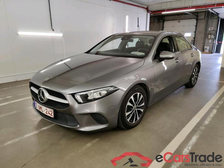 Mercedes A-Klasse Limousine A-Klasse Limousine A 180d DCT Business Solution 85kW/116pk  4D/P Auto-8