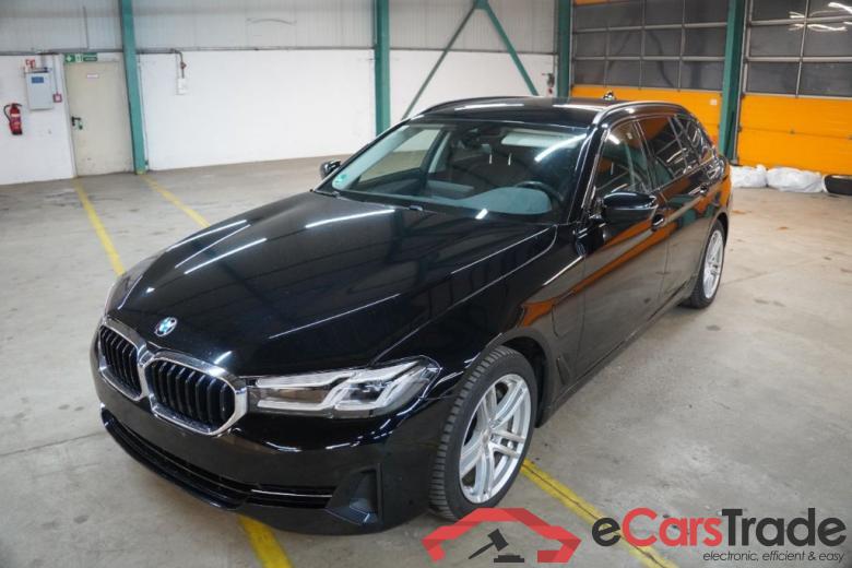 BMW 5-Serie Touring ´16 Baureihe 5 Touring 530 e 2.0 215KW AT8 E6d #1