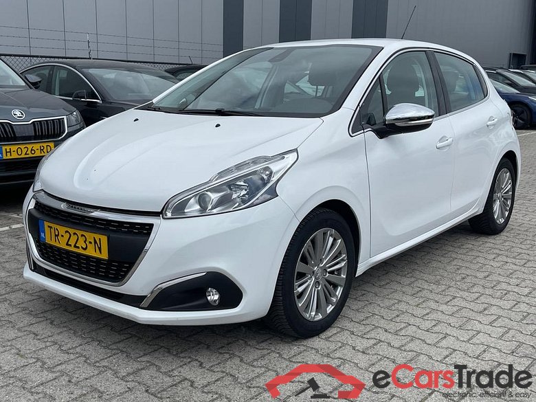 PEUGEOT 208 61 kW #1