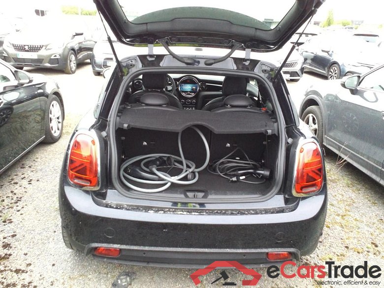 COOPER ELECTRIQUE 11DJ F56 BEV WIP #5