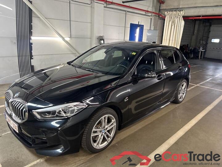BMW 1 Reeks Hatch 1 Reeks Hatch 118iA (100 kW) 100kW/136pk  5D/P Auto-7 #1