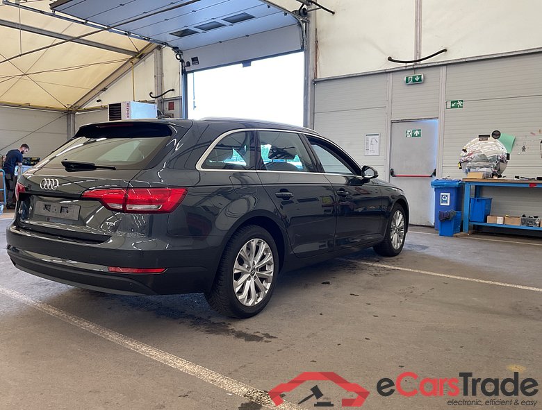 AUDI A4 Avant Audi A4 Avant  2.0 TDI  100(136) kW(ch) 6 vitesses #2