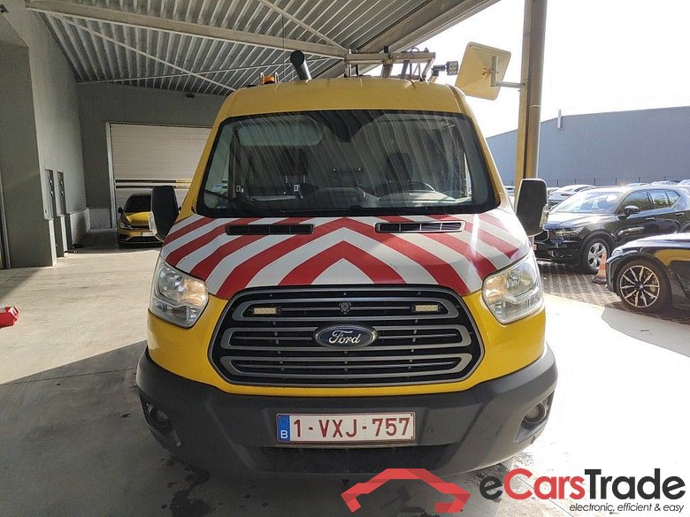 Ford Transit 350M 2.0TD 130pk 96kW M6 Trend 4d