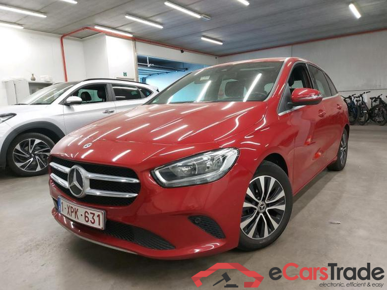 MERCEDES - MER B 180 136PK 7G-DCT Business Solution * PETROL *