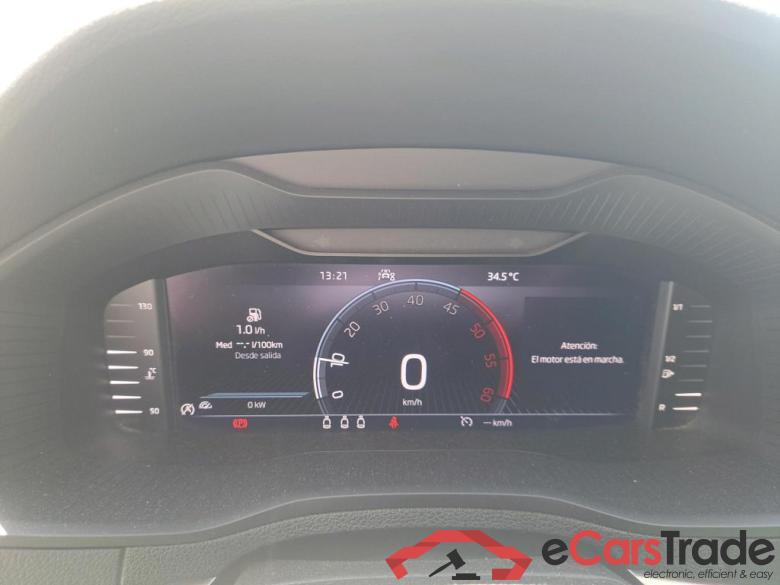 Skoda 2.0 TDI 85kW (115CV) Ambition Karoq Ambition 2.0 115CV MT6 #4