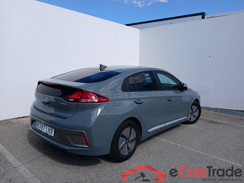 Hyundai 1.6 GDI HEV Klass DCT HYUNDAI IONIQ / 2019 / 5P / berlina con portón 1.6 GDI HEV Klass DCT #2