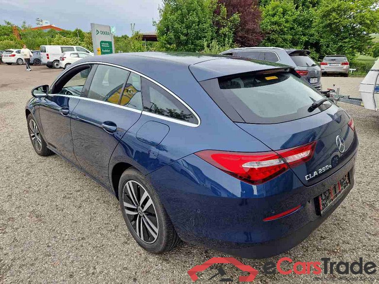 Mercedes-Benz CLA -Klasse Shooting Brake (BM 118)(06.2019->) DE - Kb5 CLA 250 e EU6d, SB (EURO 6d), 2020 - 2023 #4