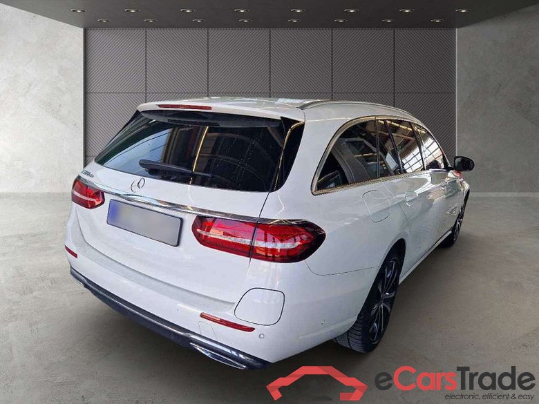 Mercedes-Benz E -Klasse T-Modell (BM 213)(06.2016->) DE - Kb5 E 300 de EU6d, T de Avantgarde (EURO 6d), (Facelift) 2020 - 2023 #4