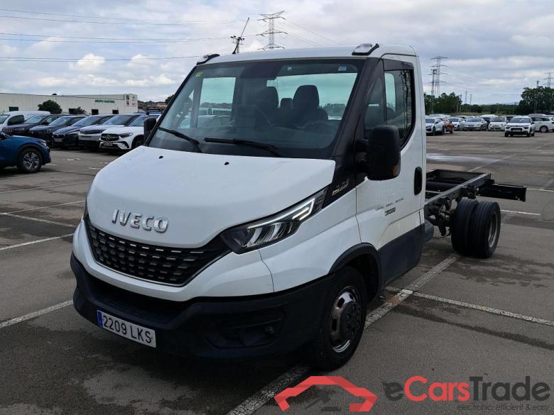 Iveco 35C 18H A8 3750 IVECO Daily / 2019 / 2P / chasis cabina 35C 18H A8 3750 #1