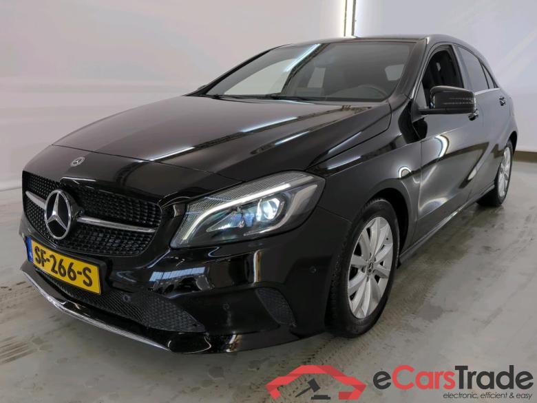 Mercedes A-Klasse 12-18 Mercedes-Benz A-Klasse A 180 Business Solution DCT 5d #1