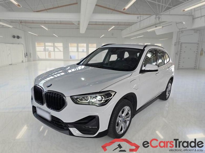 BMW 49 BMW X1 / 2019 / 5P / SUV XDRIVE 25E BUSINESS ADVANTAGE AUTOMATICO