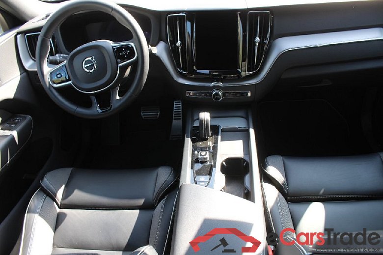 Volvo XC60 ´17 XC60 R Design Recharge Plug-In Hybrid AWD 2.0 T6 251KW AT8 E6d #3