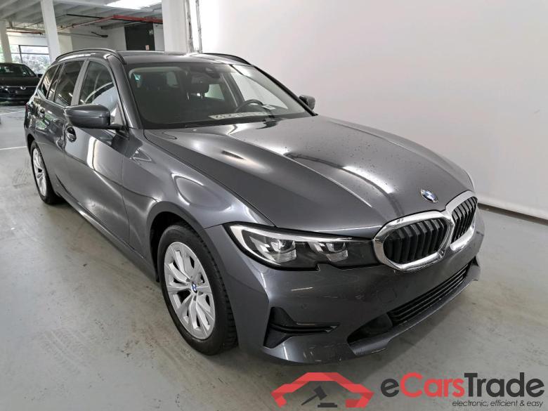 BMW 3 SERIES TOURING 2.0 318D (100KW) TOURING Model Advantage Business Storage #2