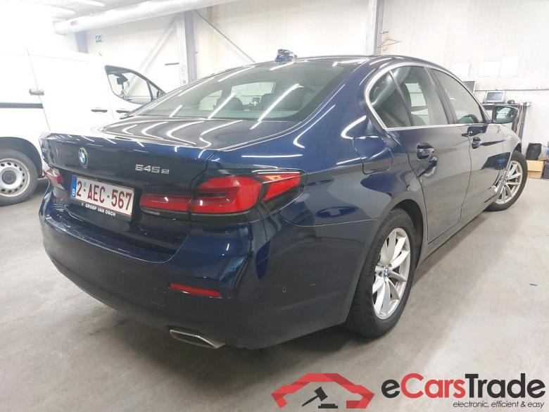 BMW - BMW 5 BERLINE 545e xDrive 394PK Pack Business With Comfort Mem Seats & Innovation & Comfort Plus & Safety & Travel   * HYBRID * #2