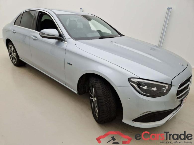 Mercedes E300de Facelift Hybrid Aut. LED-Xenon Widescreen Navi Ambient Sport-Leather KeylessGo Сamera Klima PDC ... #2