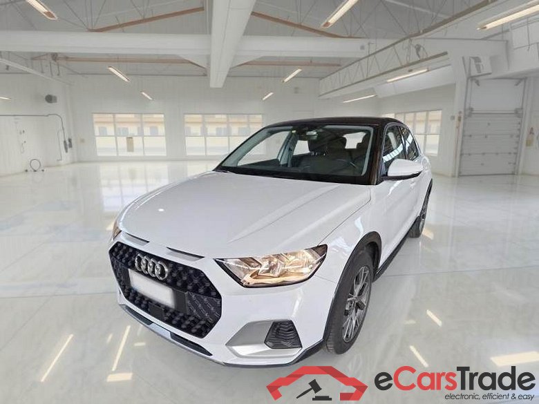 AUDI A1 CITYCARVER / 2018 / 5P / BERLINA 30 TSI CITYCARVER ADMIRED