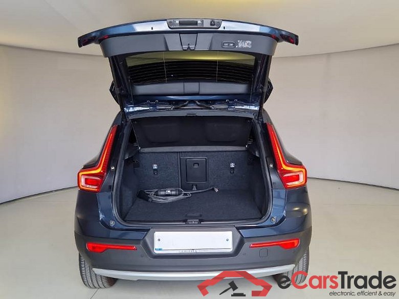 VOLVO XC40 / 2017 / 5P / SUV T5 PLUG-IN HYBRID AUTO RECH INSCRIP EXPR #5