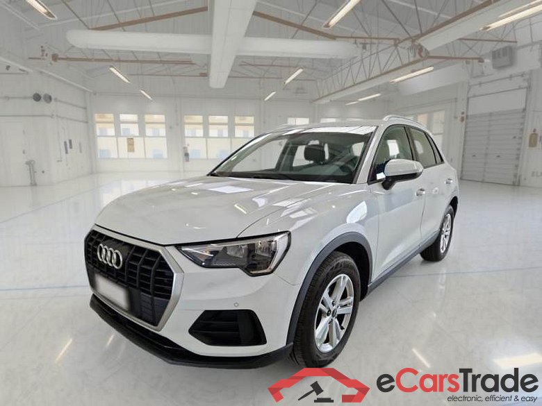 AUDI Q3 / 2018 / 5P / SUV 35 TDI S TRONIC BUSINESS #1