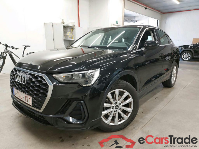 AUDI Q3 SportBack 1.5 35 TFSI Aut. LED Virtual Navi-Pro 1/2 Sport-Leather-Alcantara Camera Klima PDC ...
