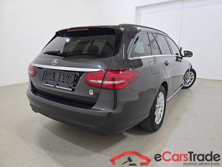 Mercedes C 180d LED-Xenon Navi Sport-Seats KeylessGo Camera Klima PDC ... #4