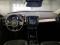 preview Volvo XC40 #2