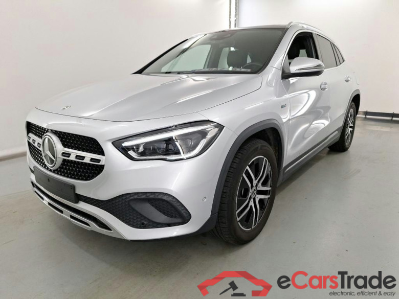 Mercedes GLA 250e Hybrid Aut. Pano LED-Multibeam Widescreen Ambient Navi Sport-Leather KeylessGo Camera Klima PDC ...