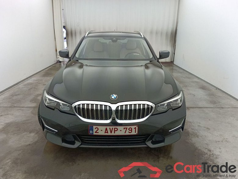 BMW 3 Reeks Touring 320d (140 kW) 5d Luxury Line (total options: 12,091 Ex.Vat) #5