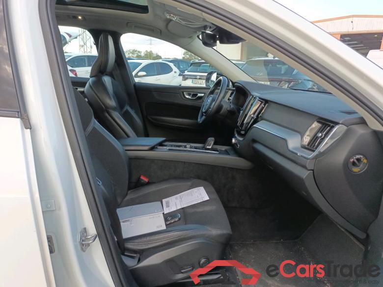 VOLVO XC60 / 2017 / 5P / todoterreno 2.0 T6 AWD Recharge R-Design Exp Auto #6