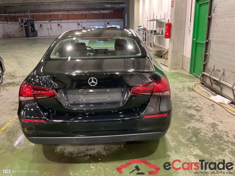 MERCEDES-BENZ A-CLASS LIMOUSINE 2.0 A 180 D BUSINESS SOLUTION DCT #5