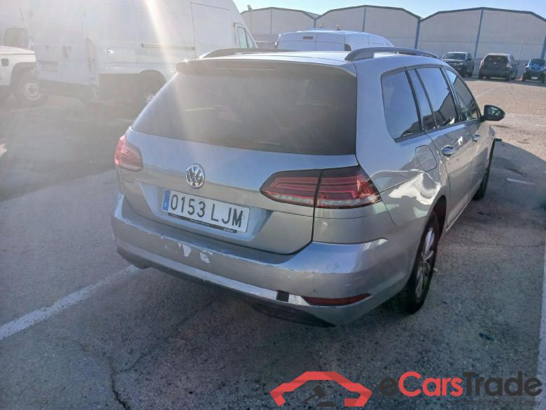 VOLKSWAGEN Golf / 2016 / 5P / familiar Business 1.6 TDI 85kW (115CV) Variant #2