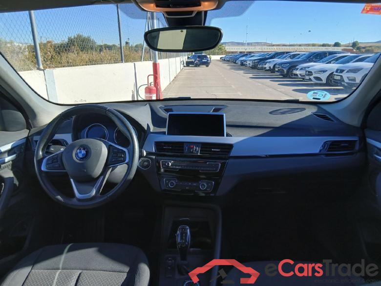 BMW X1 / 2019 / 5P / todoterreno sDrive18dA Corporate #3