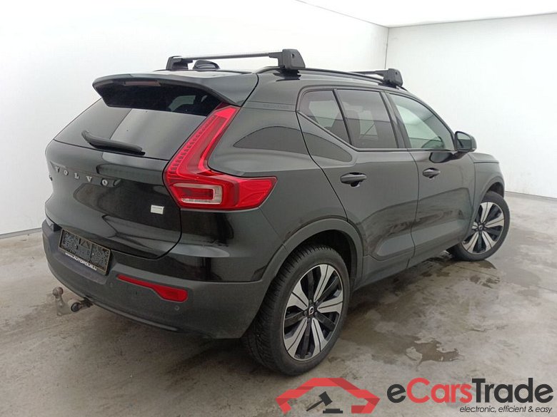 VOLVO E-XC40 - 2022 69 kWh 231hp FWD Recharge Plus 5d #2