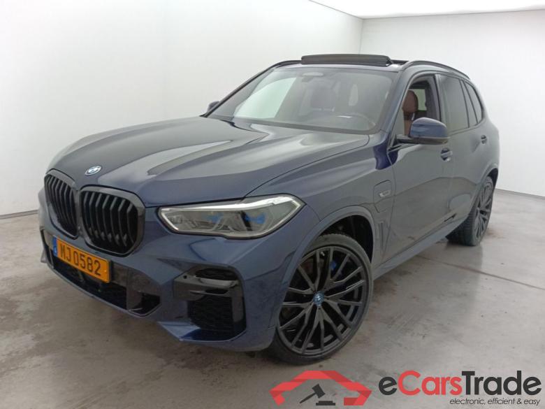BMW X5 - 2018 3.0AS xDrive45e 286 PHEV (EU6d-TEMP) 5d ///M-SporKit (total options: 33,128 Ex.Vat) #1