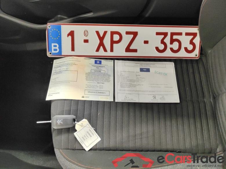 Peugeot 2008 1.5 BlueHDi 75kW S&S Active 5d #4 Peugeot 2008 1.5 BlueHDi 75kW S&S Active 5d #4