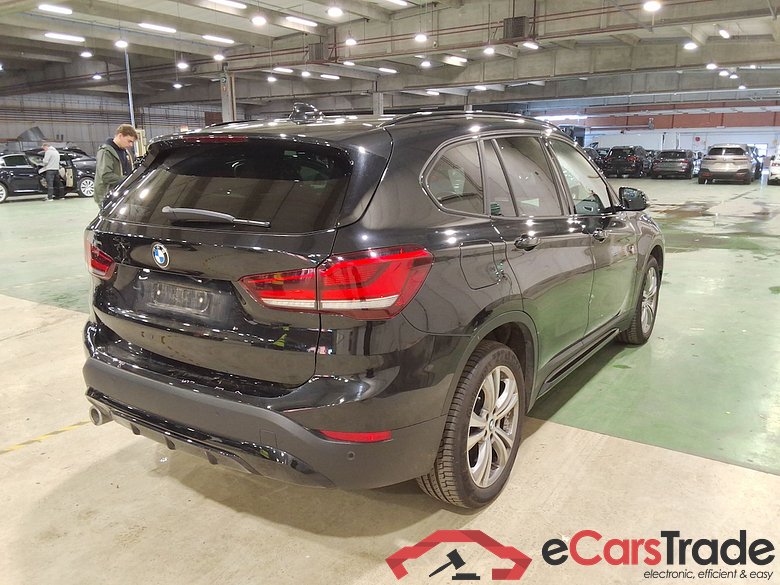 BMW X1 DIESEL - 2015 1.5 dA sDrive16 AdBlue (EU6d-TEMP) #4