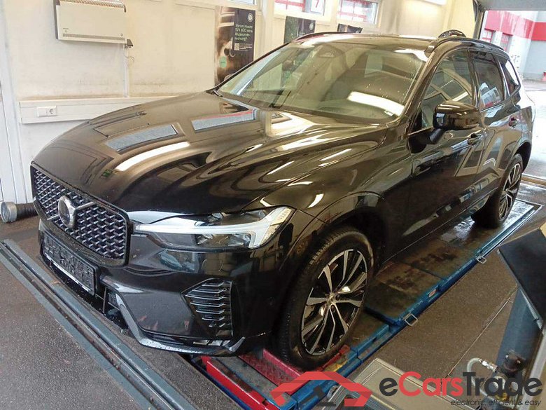 Volvo XC60 (03.2017->) DE - SUV5 B5 (Benzin) AWD EU6d, Ultimate Dark Mild-Hybrid (EURO 6d), (Facelift)