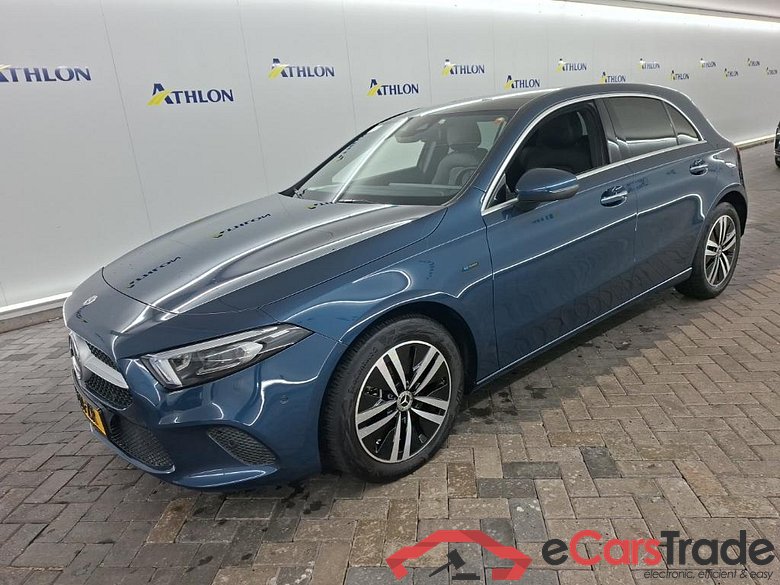 MERCEDES-BENZ A-klasse A 250 e 8G-DCT Bus Sol Luxury Limited 5D 160kW