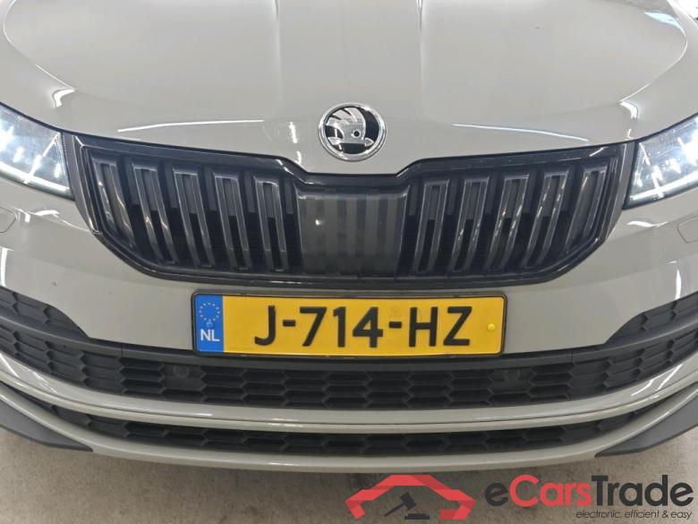 Skoda Karoq 1.5 TSI ACT Greentech Sportline Business 5d #5