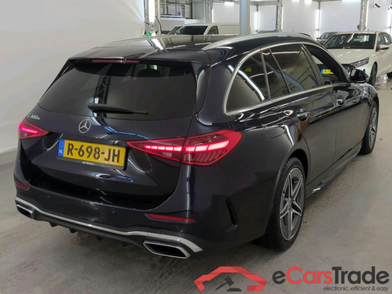 Mercedes-Benz C-Klasse Estate C 300 e AMG Line 5d #2