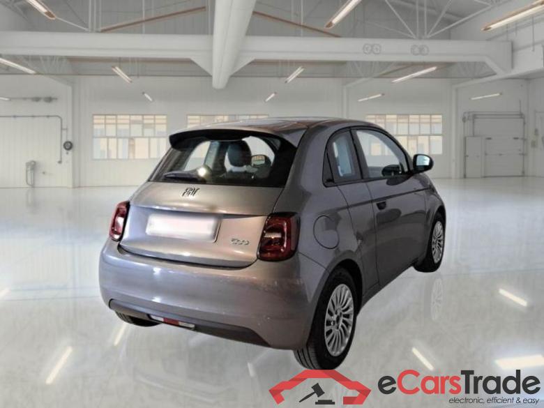 FIAT 500 / 2020 / 4P / BERLINA ELETTRICA 3+1 118CV #2