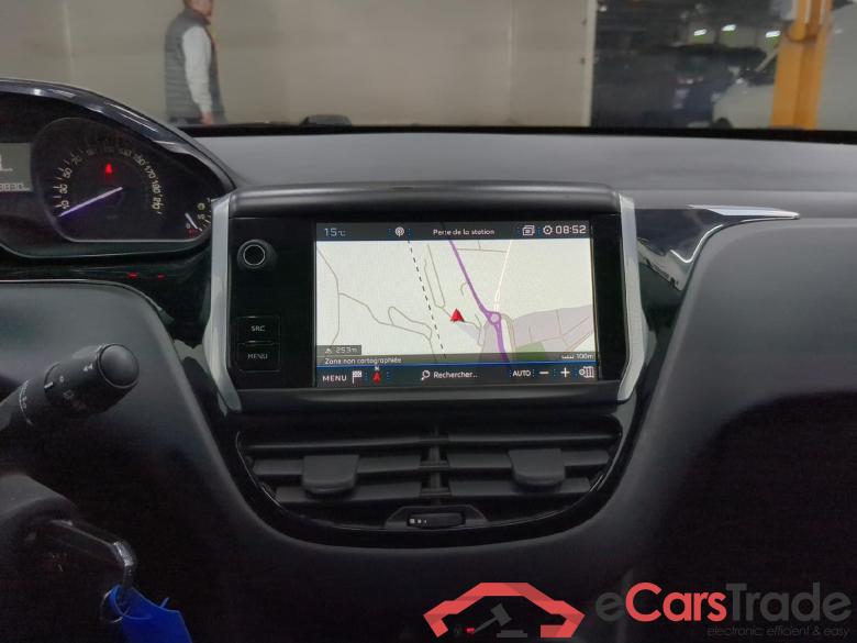 208 Affaire Premium Pack 1.2 80CV BVM5 E6dT #6