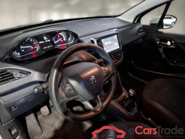 PEUGEOT 208 / 2015 / 5P / Berlina Van Active BlueHDi 75cv #3
