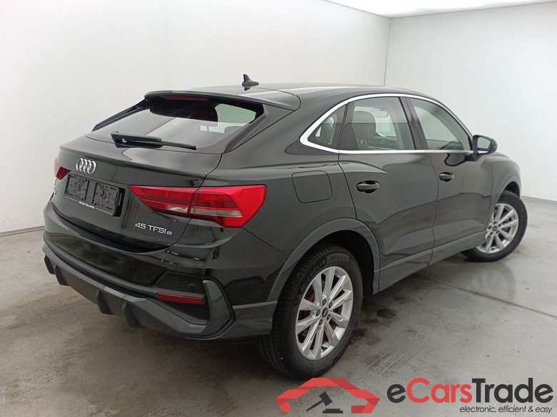 Audi Q3 Sportback 45 TFSI e S tronic 5d #2