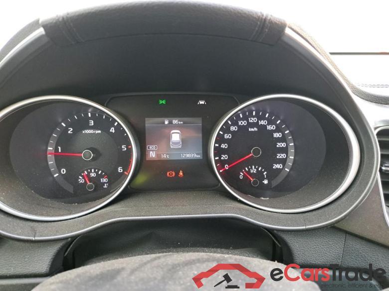 KIA Ceed / 2018 / 5P / berlina con portón 1.6 MHEV iMT 100kW (136CV) Drive #4