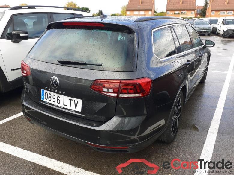 VOLKSWAGEN Passat / 2019 / 5P / familiar Variant Executive 2.0 TDI 110kW (150CV) #2
